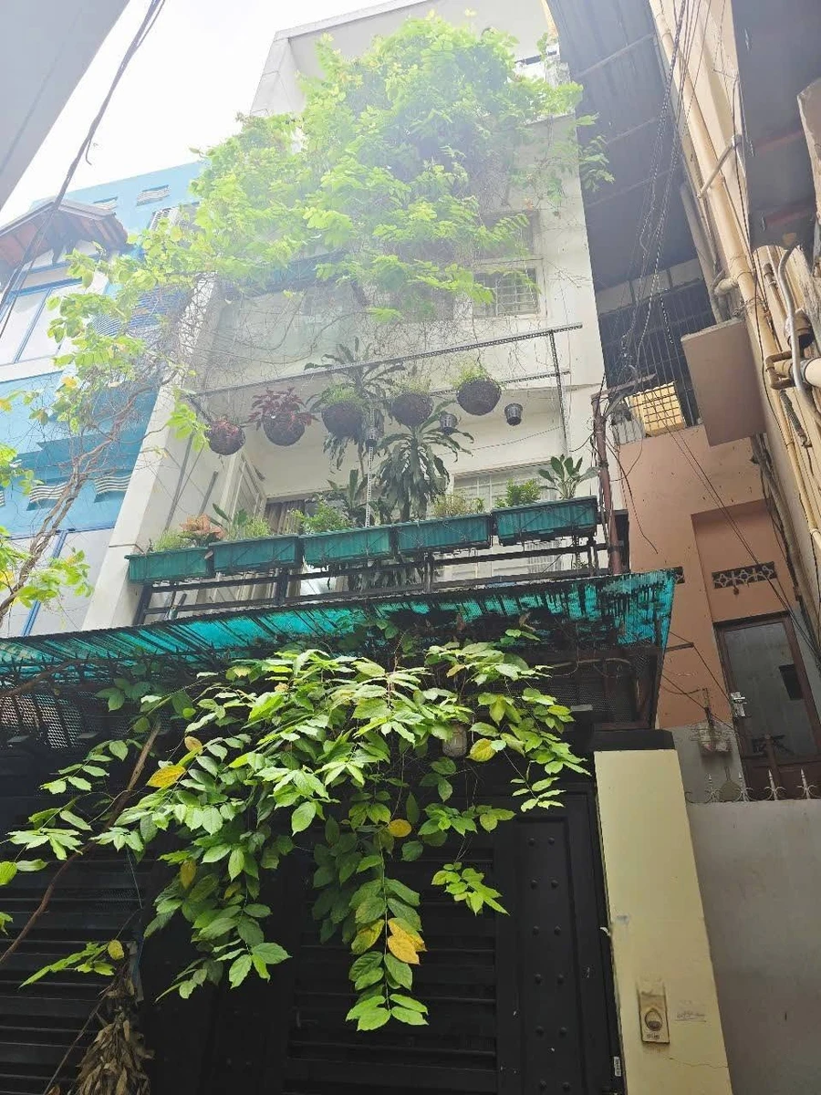 Bán nhà phố Huỳnh Văn Bánh 5PN, 43m² 7,99 tỷ - Ảnh thu nhỏ 3