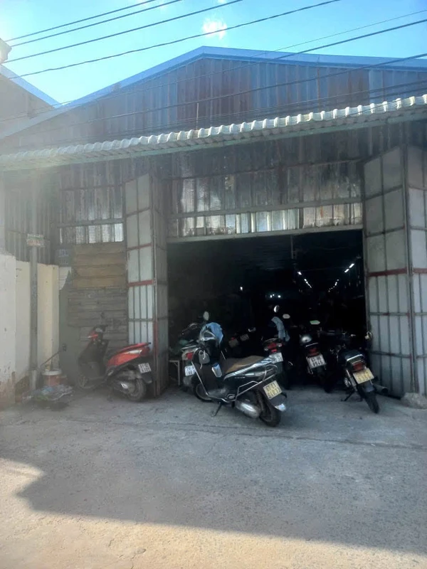 Bán đất 51,8m2 có sổ và giấy phép xây dựng đường Ngô Chí Quốc, Thủ Đức, giá 3,15 tỷ 4x32x100mtc