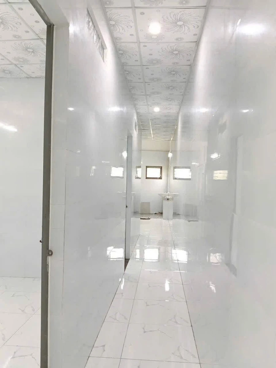 Bán nhà 1 trệt 1 lửng 74,8m² 4 phòng Long Xuyên - Ảnh thu nhỏ 2