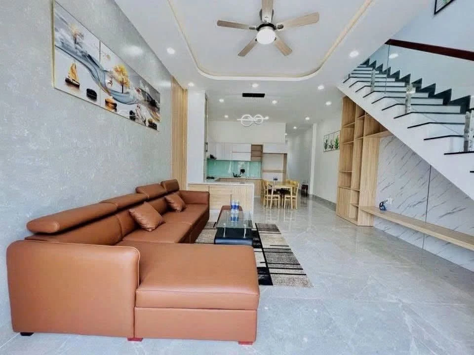 Bán nhà trệt lầu 5x20m Biên Hòa, sổ riêng, nội thất đầy đủ - Ảnh thu nhỏ 5