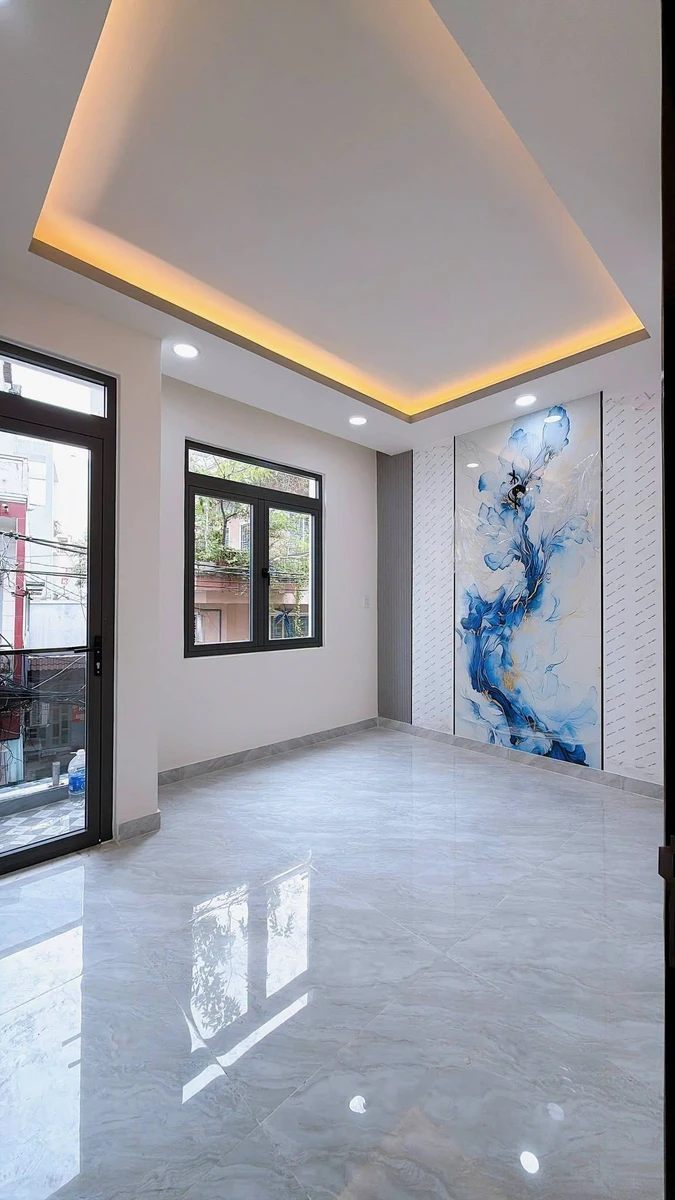 Bán nhà mặt tiền đường số Quận 4, 39.1m2, trệt 2 lầu sân thượng, 4PN, giá 12,35 tỷ - Ảnh thu nhỏ 3