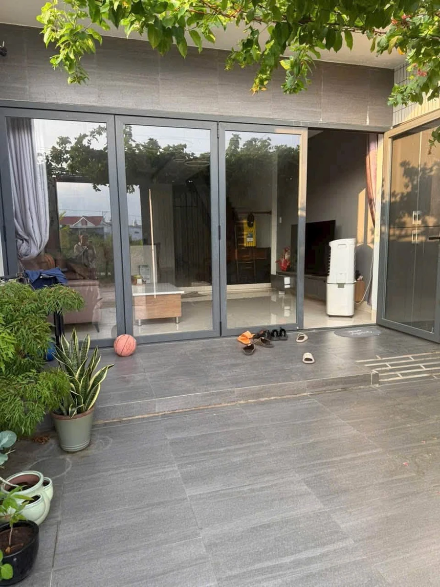 Bán nhà lầu 101m² 3PN Rạng Đông Hàm Liêm 2,2 tỷ - Ảnh 1