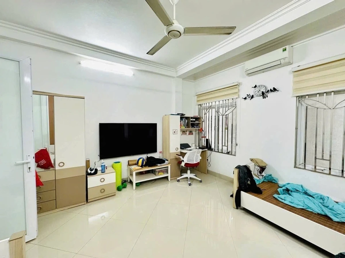 Bán nhà lô góc Cầu Diễn 32m² 5 tầng 6,9 tỷ - Ảnh thu nhỏ 2