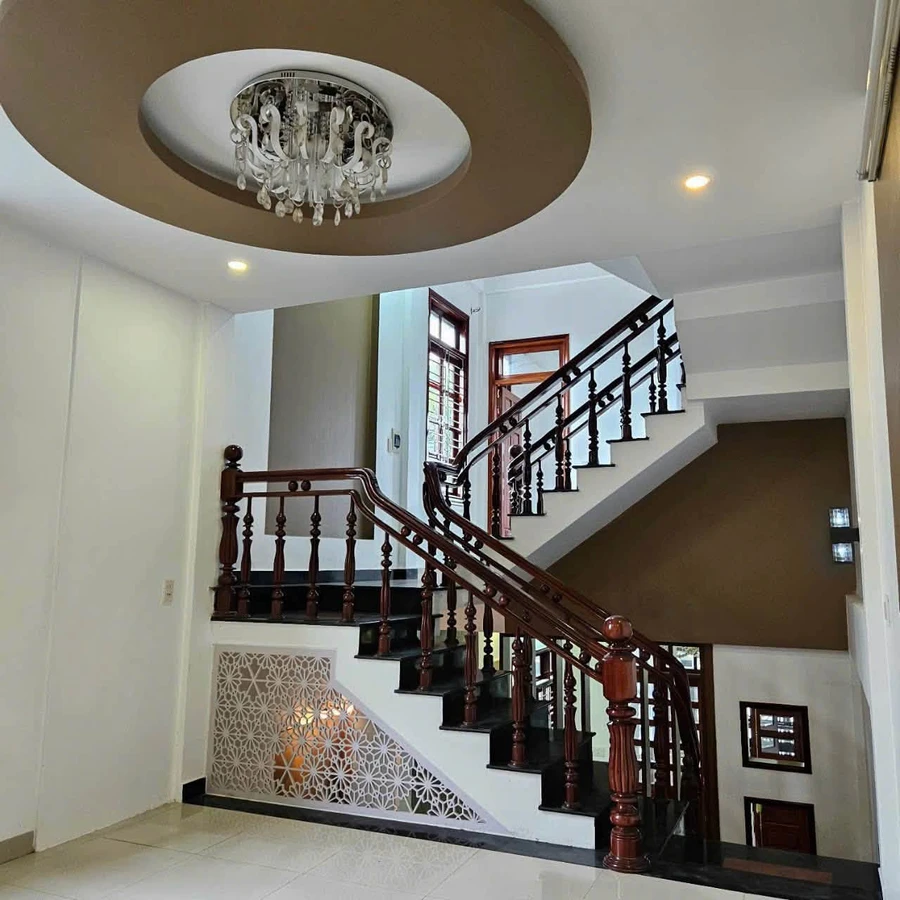 Bán nhà 3 tầng mặt tiền Đào Duy Anh 120m2, Huế 4,8 tỷ - Ảnh thu nhỏ 2