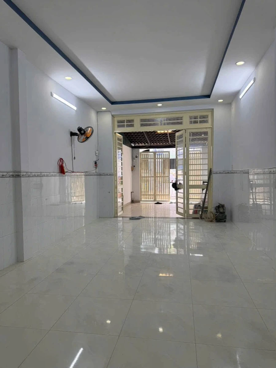 Bán shophouse mặt tiền kênh 4x21m, 3PN, Quận 9 - Ảnh thu nhỏ 4