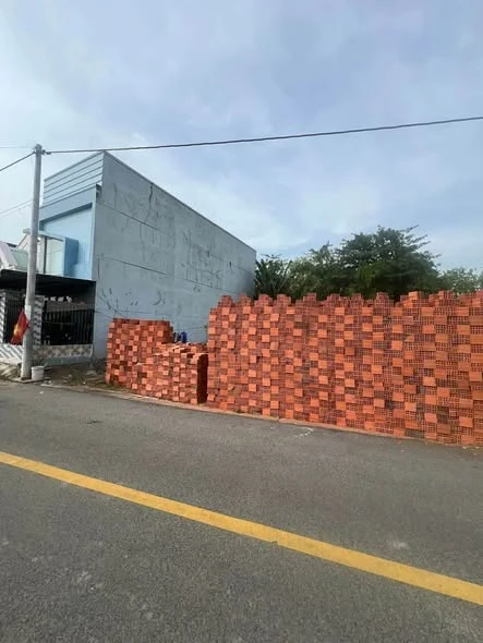 Bán lô đất mặt tiền 168m² Long Điền 1 tỷ 200 - Ảnh 1