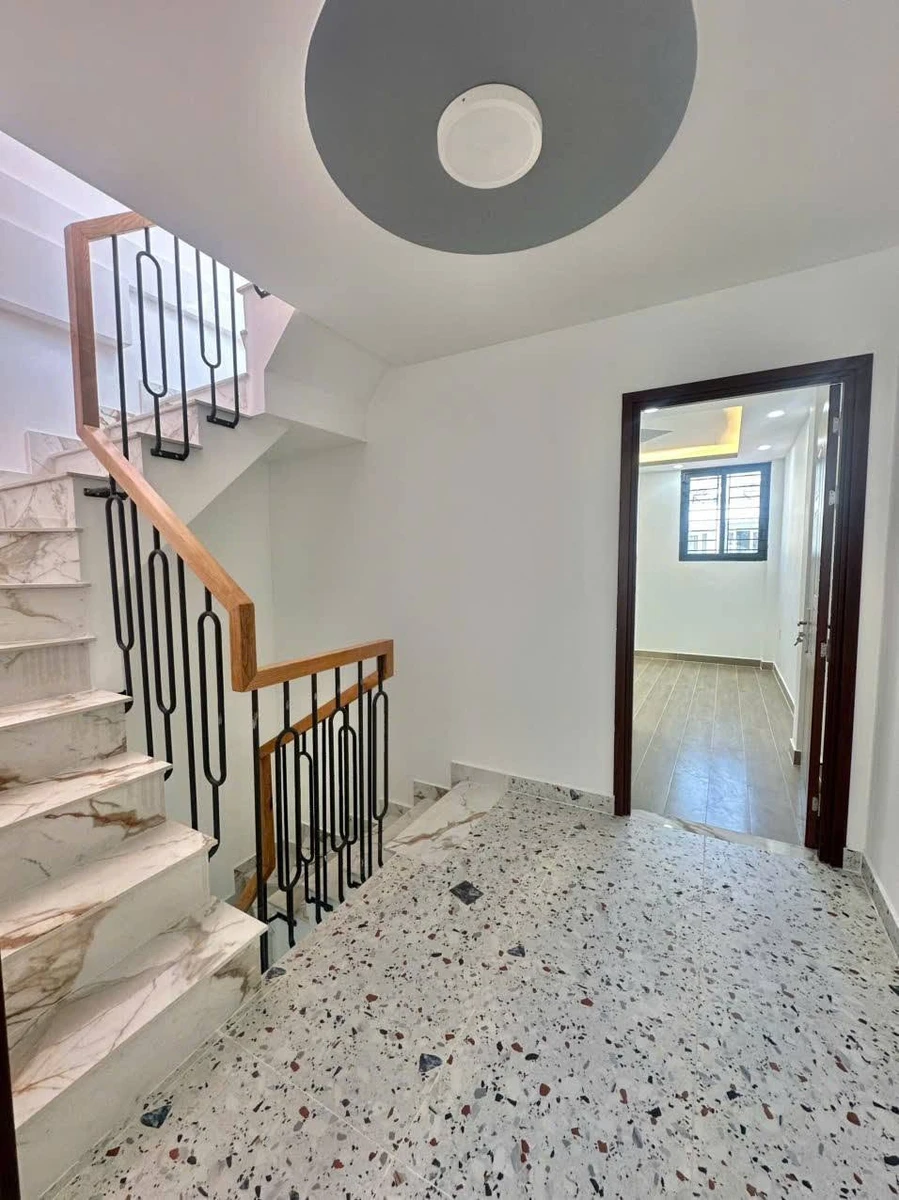 Bán nhà Thành Thái, Quận 10, 60m2, 6PN, 11 tỷ - Ảnh thu nhỏ 4