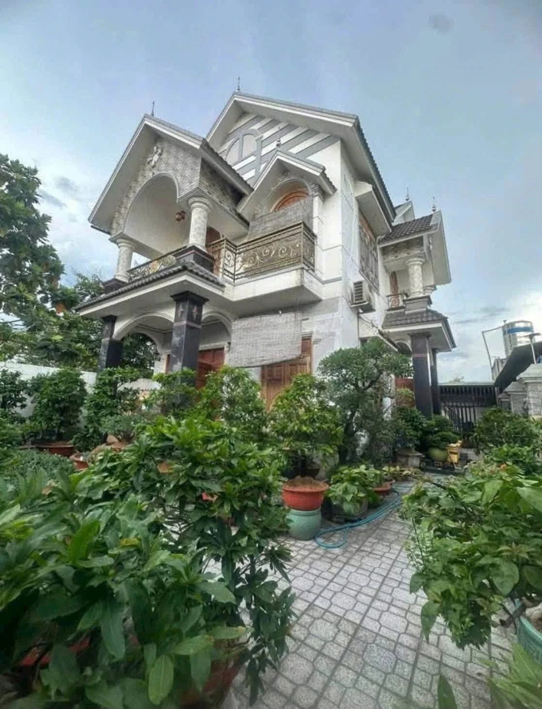 Bán biệt thự 428m² 4PN 9 tỷ Tân Phú - Ảnh 1