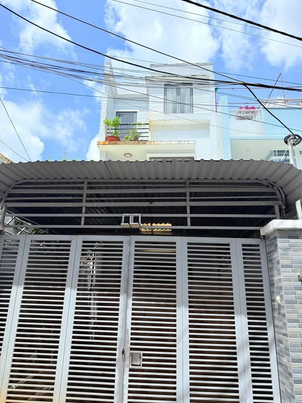 Bán nhà 1 trệt 2 lầu 100m2 Lê Lợi, Vũng Tàu
