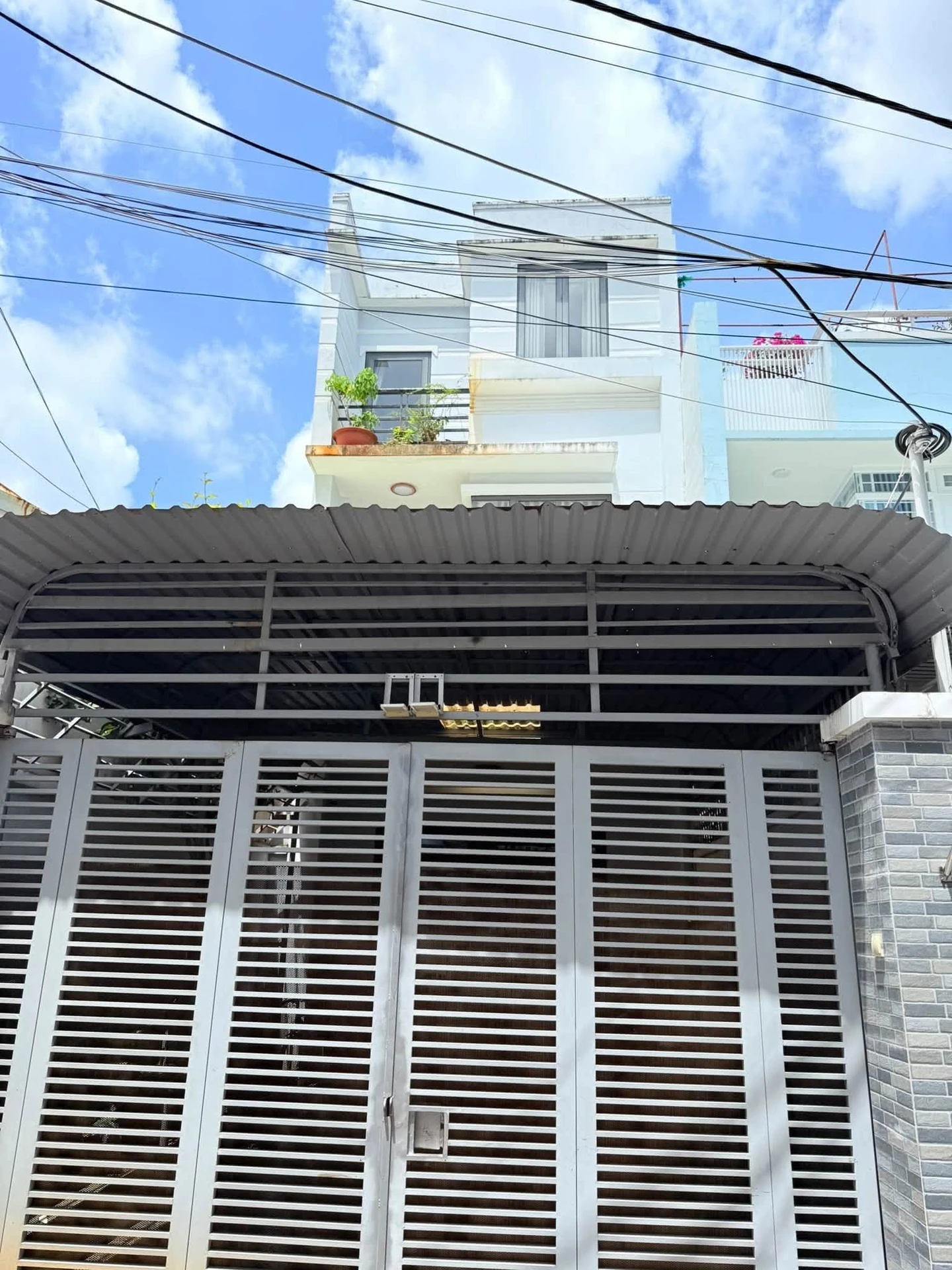 Bán nhà 1 trệt 2 lầu 100m2 Lê Lợi, Vũng Tàu - Ảnh 1