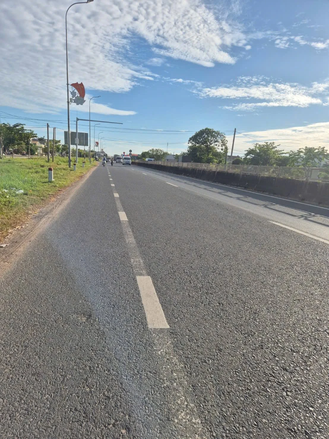 Bán đất 100m2 đường nhựa 8m Bến Lội Lại An gần Phan Thiết 2 tỷ 490 - Ảnh 1