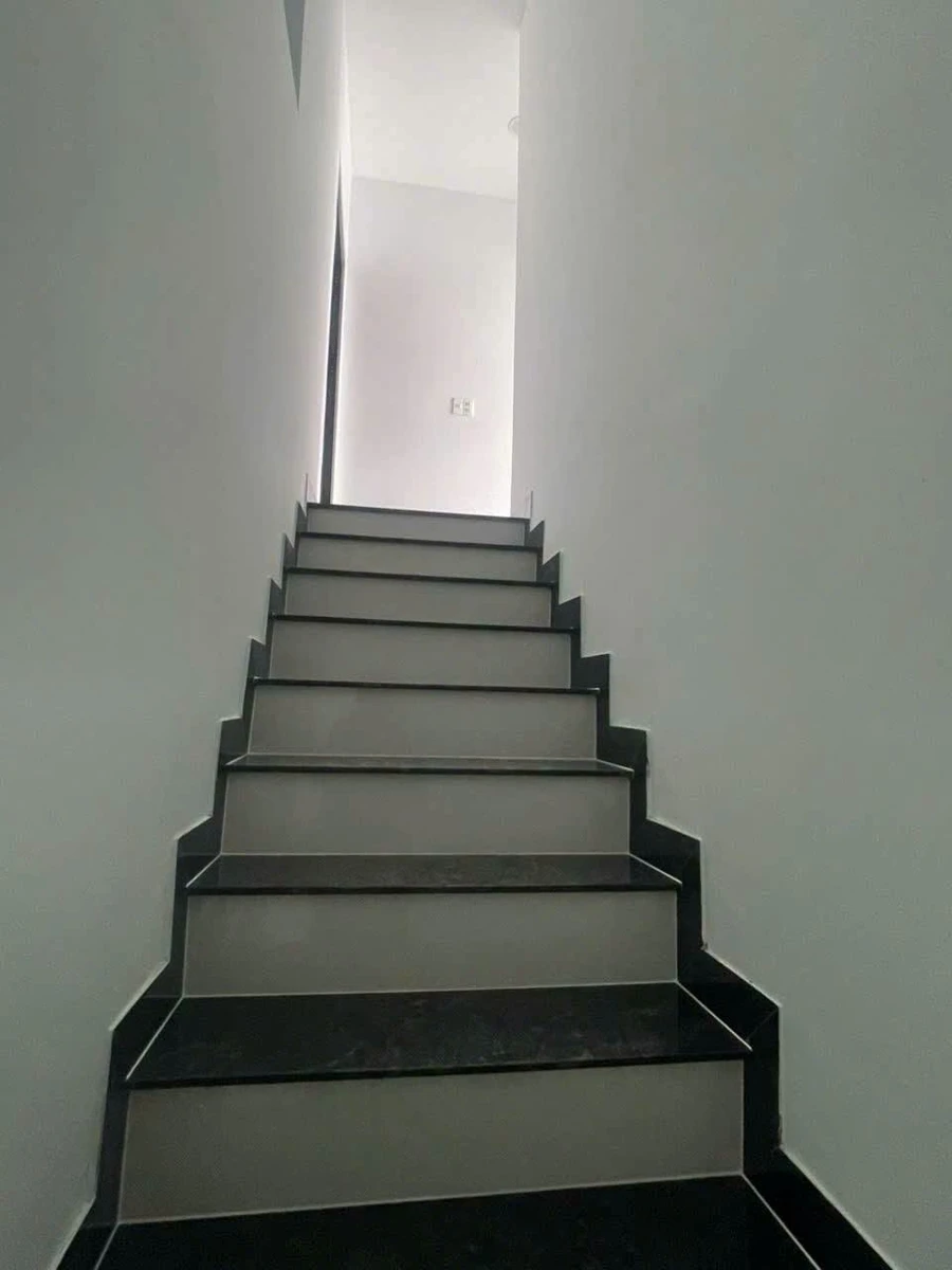 Bán nhà 1 lầu 1 trệt 75m² Tân Biên Bình Chánh 2,8 tỷ - Ảnh thu nhỏ 5