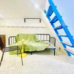 Bán nhà căn hộ mini cho thuê gần 30m2 đường Tôn Đản, Quận 4, giá hơn 3 tỷ - Ảnh thu nhỏ 1