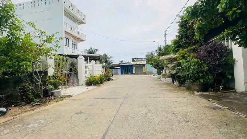 Bán đất biển mặt tiền 138m² Đắk Lắk 1,8 tỷ