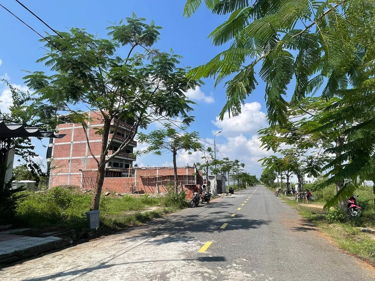 Nhà bán Nguyễn Sỹ Huỳnh 100m2 giá 4,2 tỷ - Ảnh thu nhỏ 2