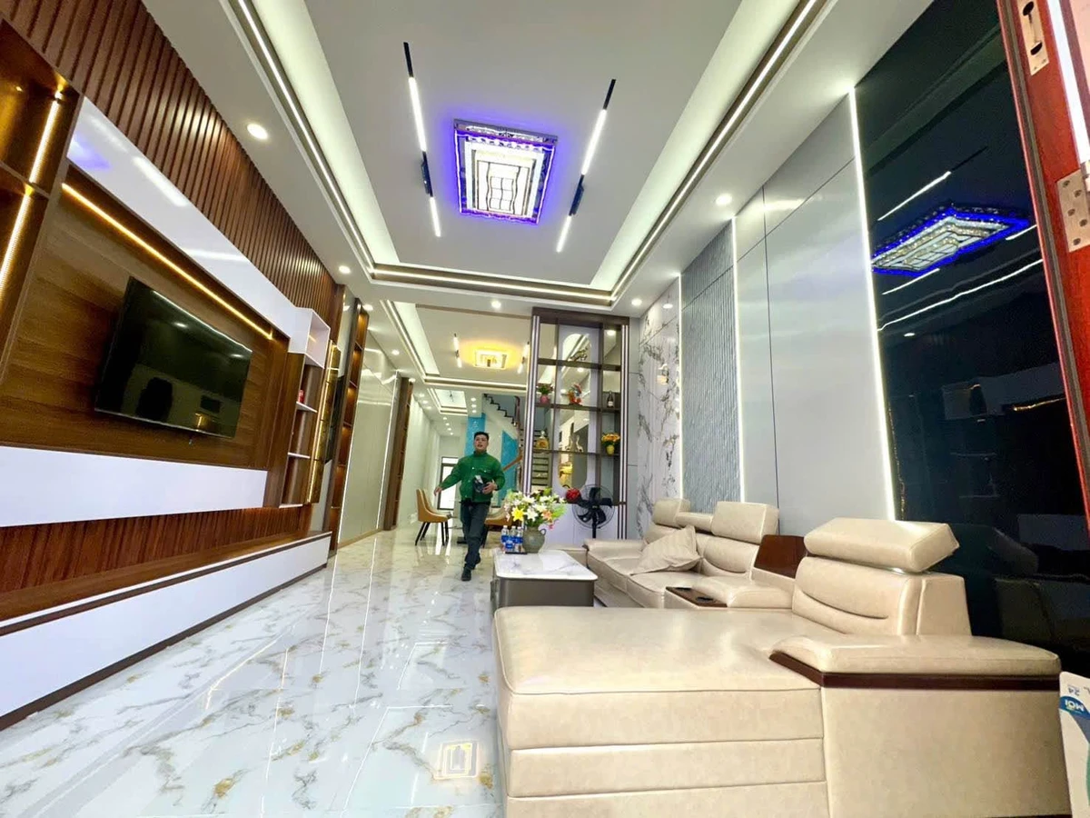 Bán nhà mặt tiền Lộ Đình Cần Giuộc 146m², 4 phòng ngủ - Ảnh thu nhỏ 3