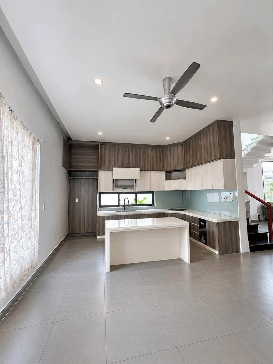 Bán biệt thự 230m2 KDC Bửu Long, gần trường song ngữ Lạc Hồng, Biên Hòa giá 12,5 tỷ - Ảnh thu nhỏ 5