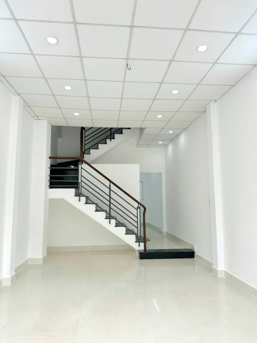 Bán nhà 2 tầng BTCT 64m2 (4x16m) gần An Dương Vương - Võ Văn Kiệt, Bình Tân - Ảnh 1