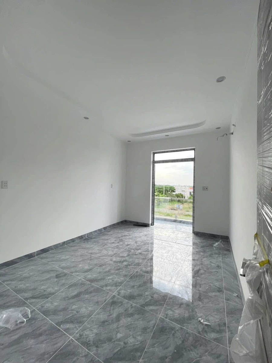 Bán nhà lầu 72m² Cầu Bạch Đằng 2 giá 1 tỷ 690 - Ảnh thu nhỏ 3