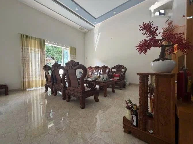 Bán nhà mặt tiền Tô Hiến Thành, Buôn Ma Thuột, 3PN, 10 tỷ - Ảnh thu nhỏ 3