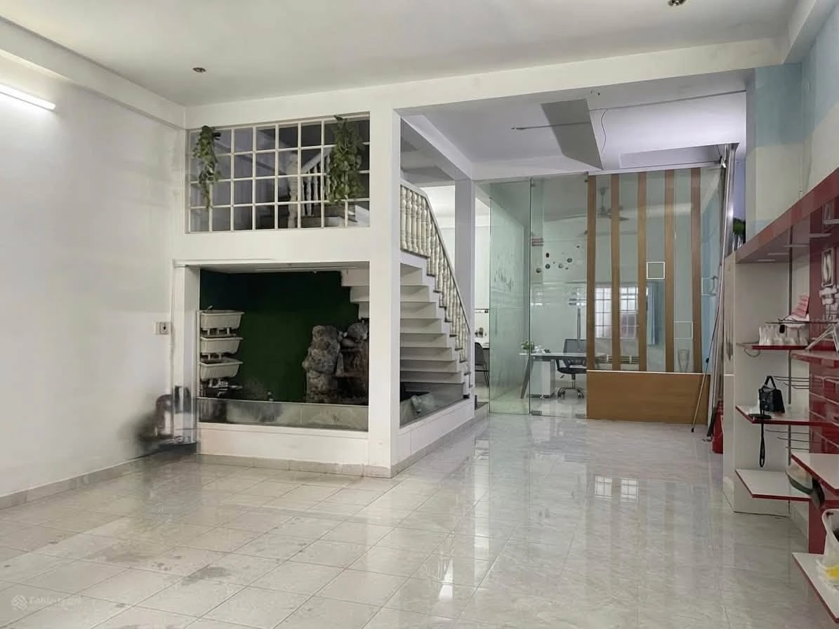 Bán nhà 4 tầng hẻm 8m 85m2 ngang 6m gần Phạm Văn Đồng, Bình Thạnh - Ảnh thu nhỏ 2