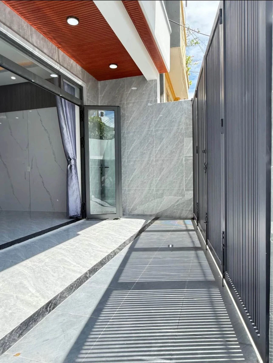 Bán nhà 1 trệt 2 lầu 3 phòng ngủ 54m2 Vũng Tàu - Ảnh thu nhỏ 2