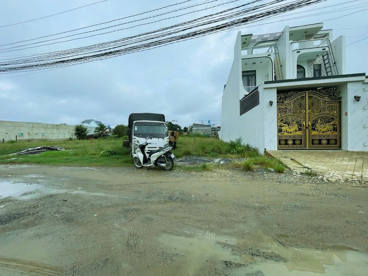 Bán lô đất thổ cư 4x42m sổ hồng riêng khu phố 5 thị trấn Đức Hòa, Long An - Ảnh thu nhỏ 2