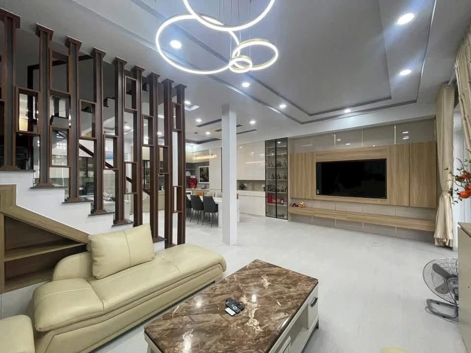 Bán nhà 2 tầng 2 mặt tiền 104.9m² Vĩnh Phước Nha Trang 8.1 tỷ - Ảnh thu nhỏ 2