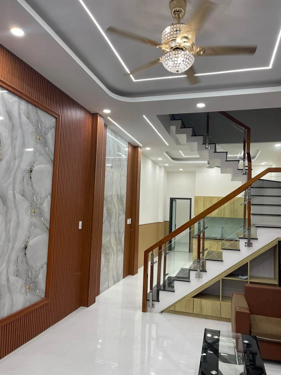 Bán nhà 4PN sổ riêng 62,8m² Tân Hạnh Dĩ An 2,8 tỷ - Ảnh thu nhỏ 2