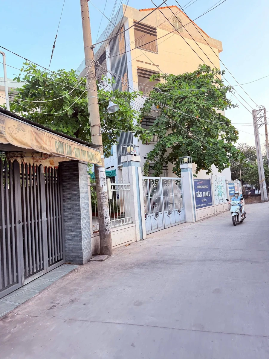 Bán nhà trệt lầu 3PN Tam Hiệp, Đồng Nai 81m² giá 4,09 tỷ - Ảnh thu nhỏ 4