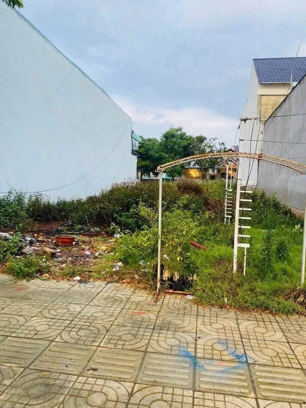 Bán nền đất 100m² mặt tiền Tuyến 10, Happy Home, 1.2 tỷ 0931