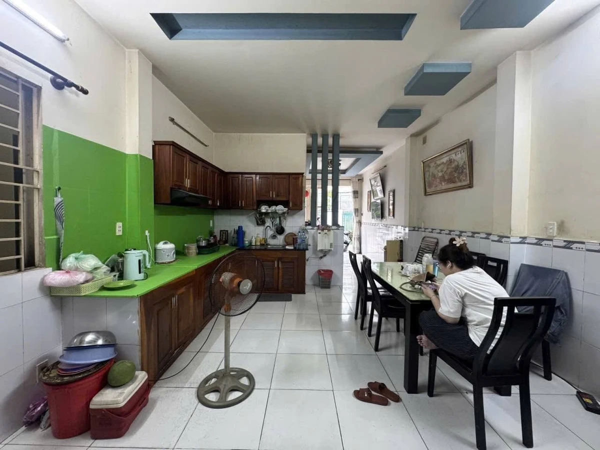 Bán nhà hẻm xe tải Phan Văn Trị, Bình Thạnh 81m2, 4 tầng, 4PN, giá 11 tỷ - Ảnh thu nhỏ 3