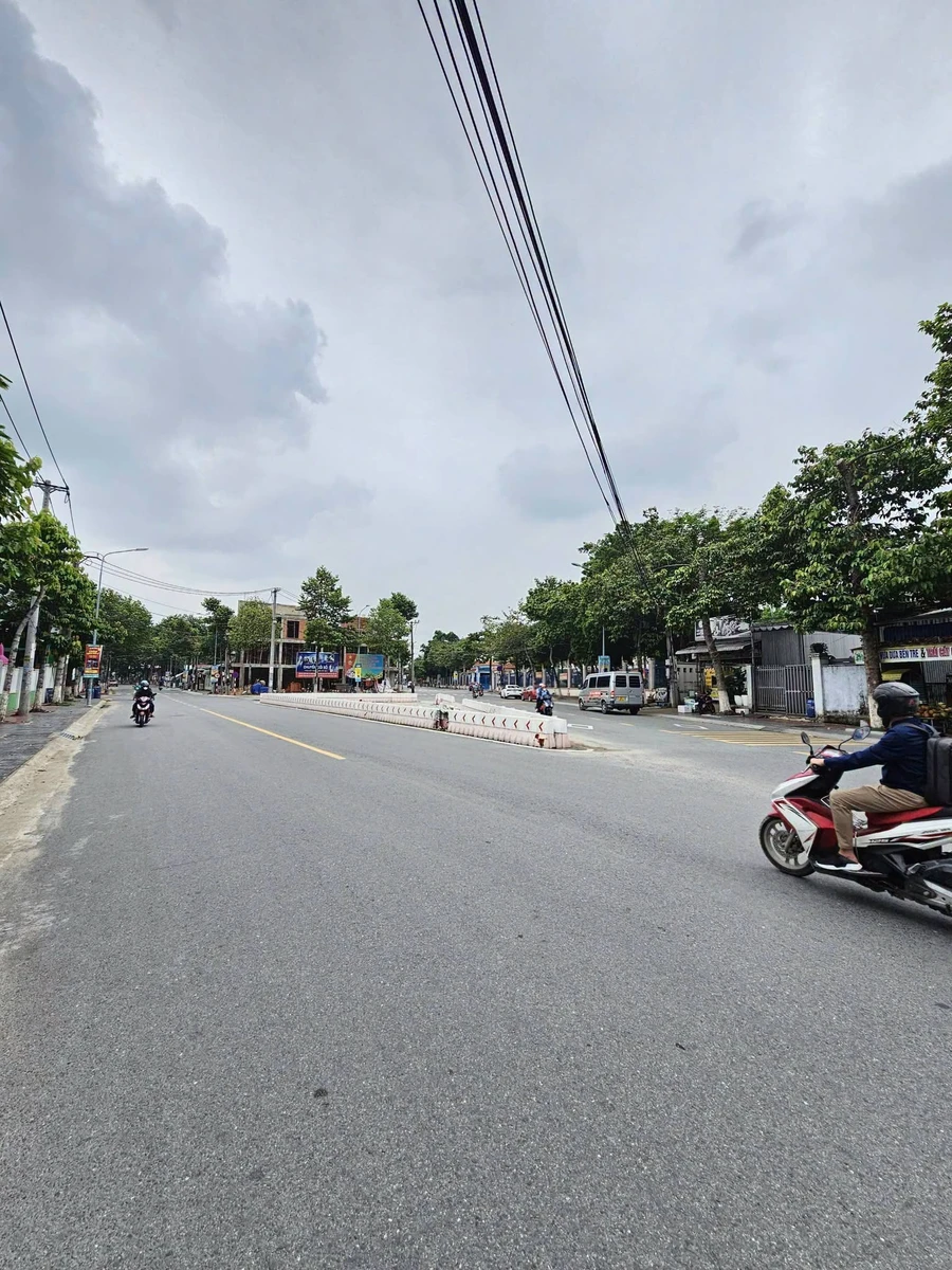 Bán nhà 1 trệt 1 lầu MT Nguyễn Hữu Cảnh, Dĩ An, 126.5m² - Ảnh thu nhỏ 5