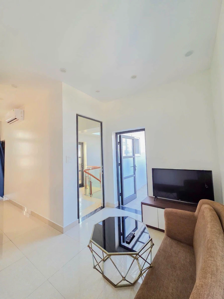Cho thuê căn hộ studio 30m2 Vinhomes Imperia Hải Phòng - Ảnh thu nhỏ 2