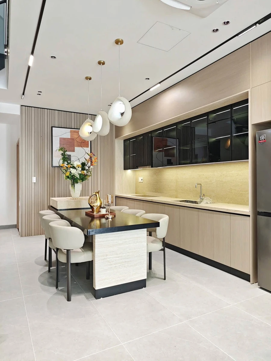 Bán nhà 3 tầng 100m2 7 tỷ Hòa Xuân - Ảnh thu nhỏ 5