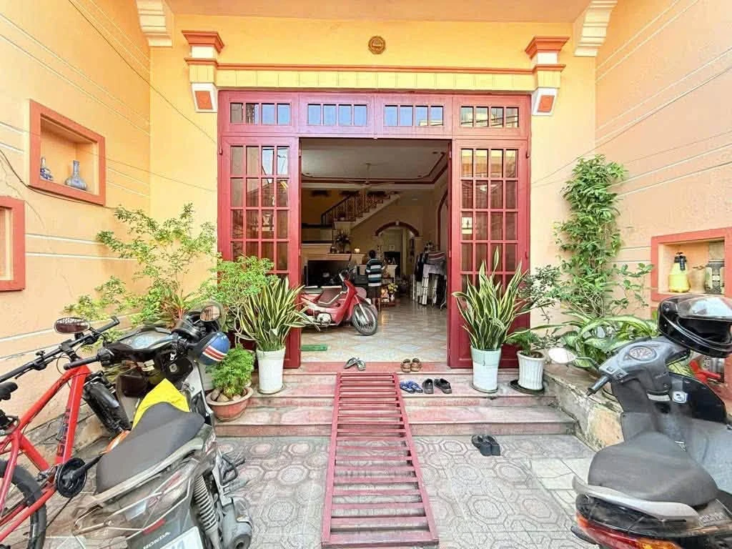 Bán nhà hẻm ô tô 110m2, 4 tầng, 4PN gần Nguyễn Kiệm, Gò Vấp - 11,99 tỷ - Ảnh thu nhỏ 3