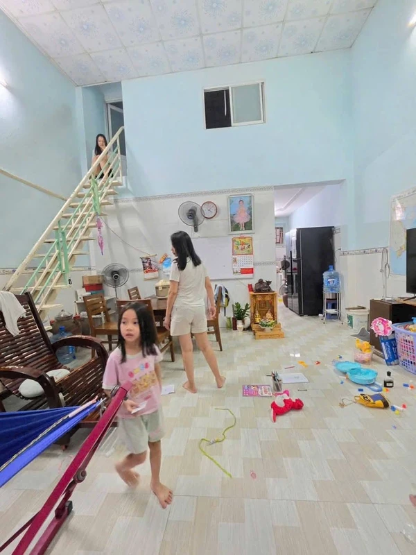 Bán nhà sổ chung Dĩ An 50m² thổ cư 100% giá 1,7 tỷ