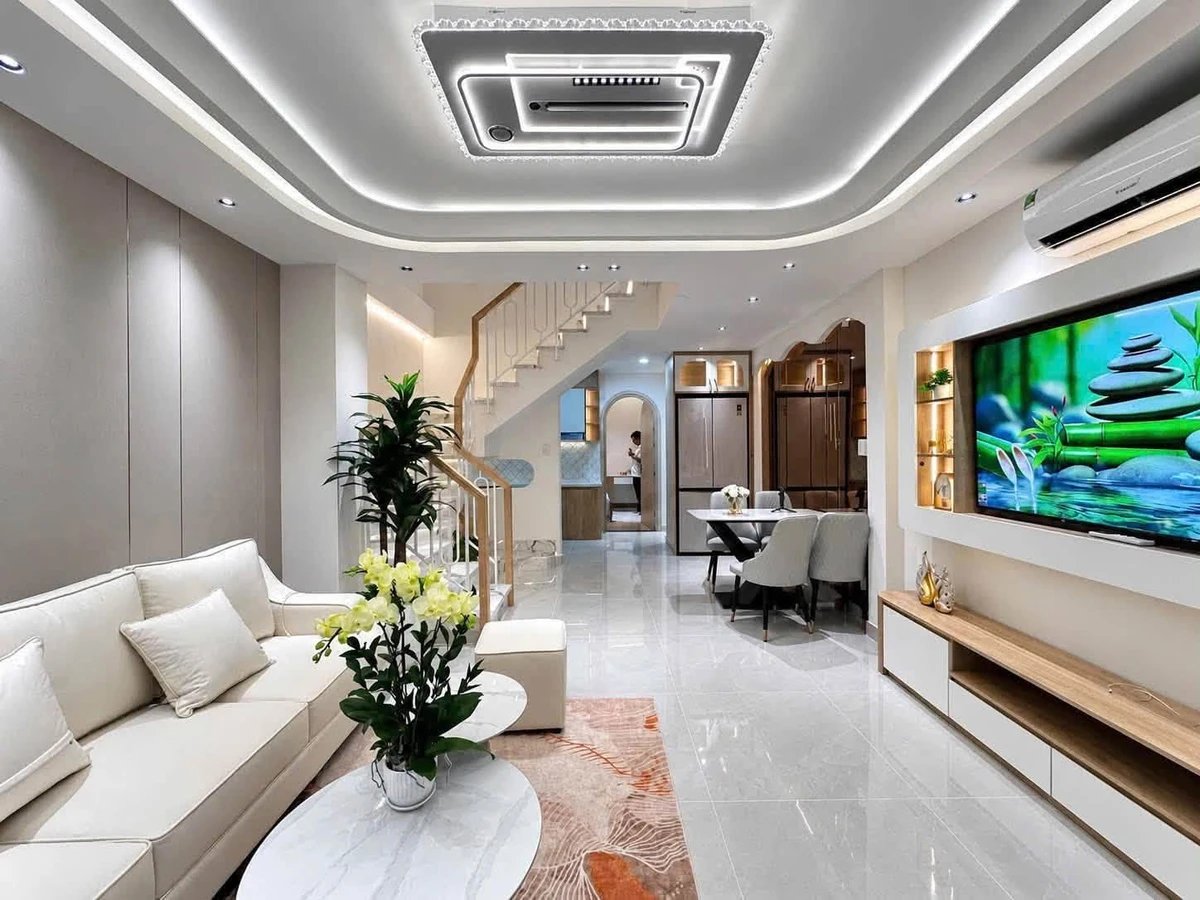 Bán nhà hẻm xe hơi 3 tầng 4PN 4WC đường Trần Văn Quang, Tân Bình, giá 8,3 tỷ - Ảnh thu nhỏ 2