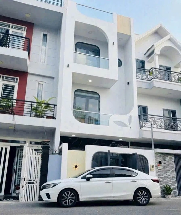 Bán lô đất mặt tiền phố Trần Phú Bình Tân 87,5m² ptrang