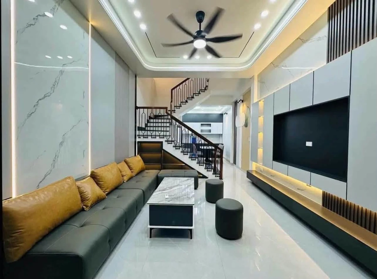 Bán nhà 3 tầng 41m2 mặt tiền 4m Hải Dương 2 tỷ - Ảnh thu nhỏ 2