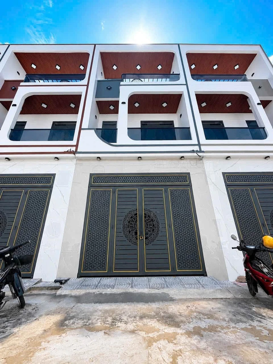 Bán nhà phố 3 phòng ngủ 120m2 Phường Biên Hòa 3,6 tỷ - Ảnh 1