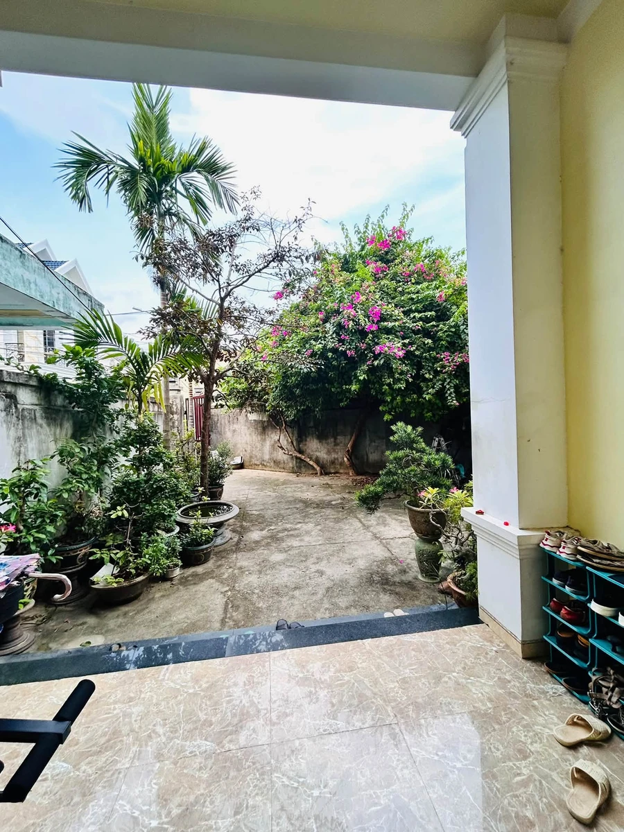 Bán biệt thự 2 mê kiên cố 160 m² Bình Dương - Ảnh thu nhỏ 2