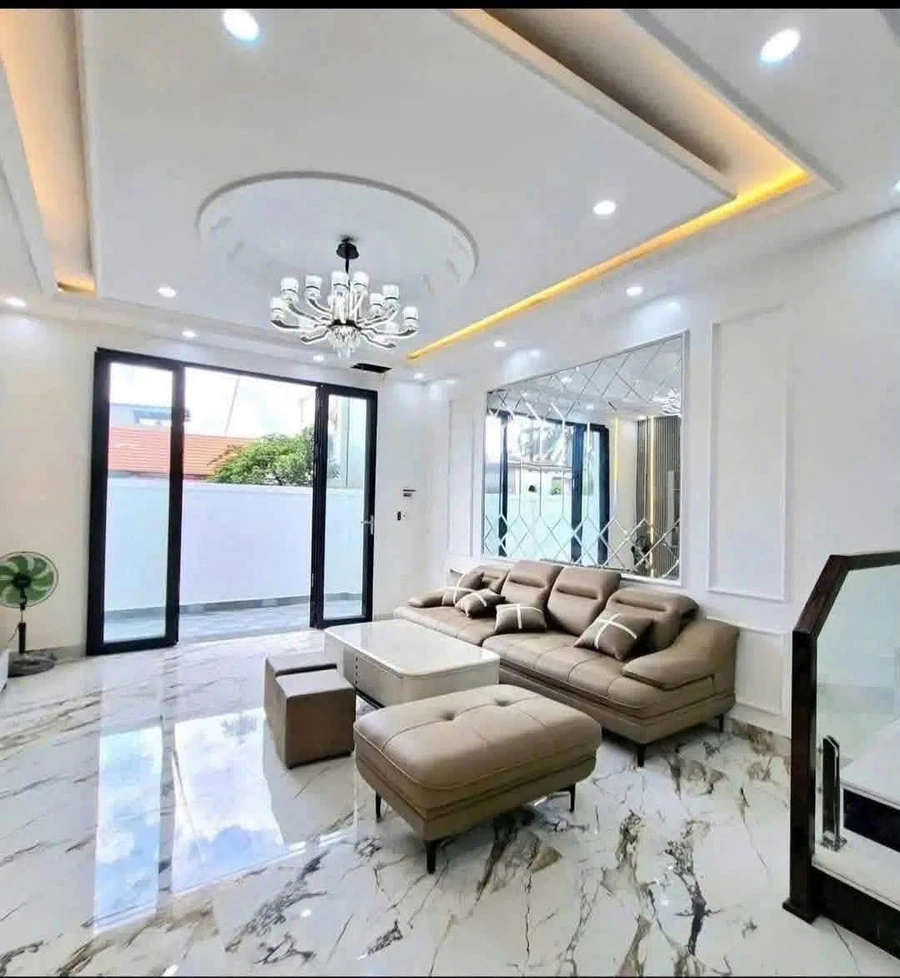 Nhà phố 3 tầng mặt tiền Hùng Vương 50m² 2,5 tỷ - Ảnh thu nhỏ 3