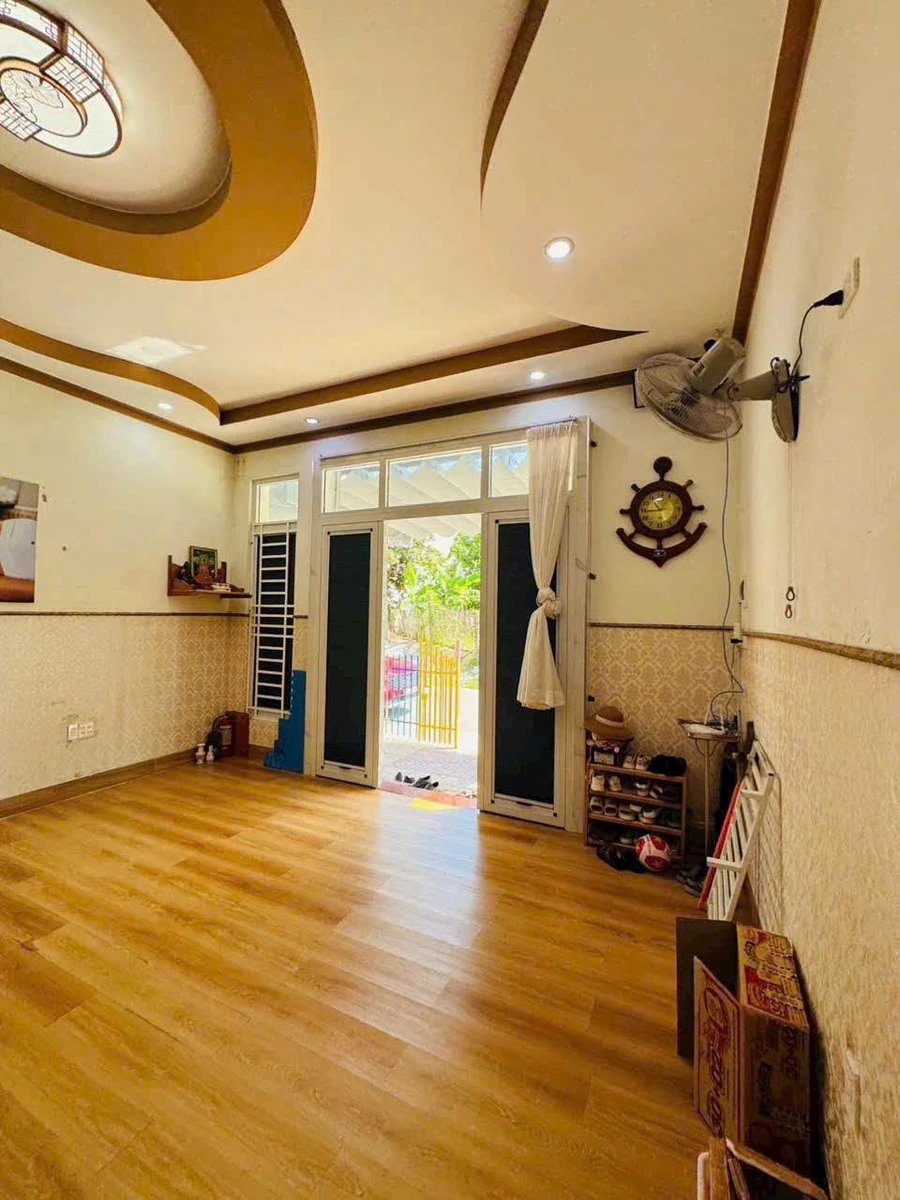 Bán nhà 85m² trung tâm Phan Thiết gần Lê Duẩn, gần biển - Ảnh 1