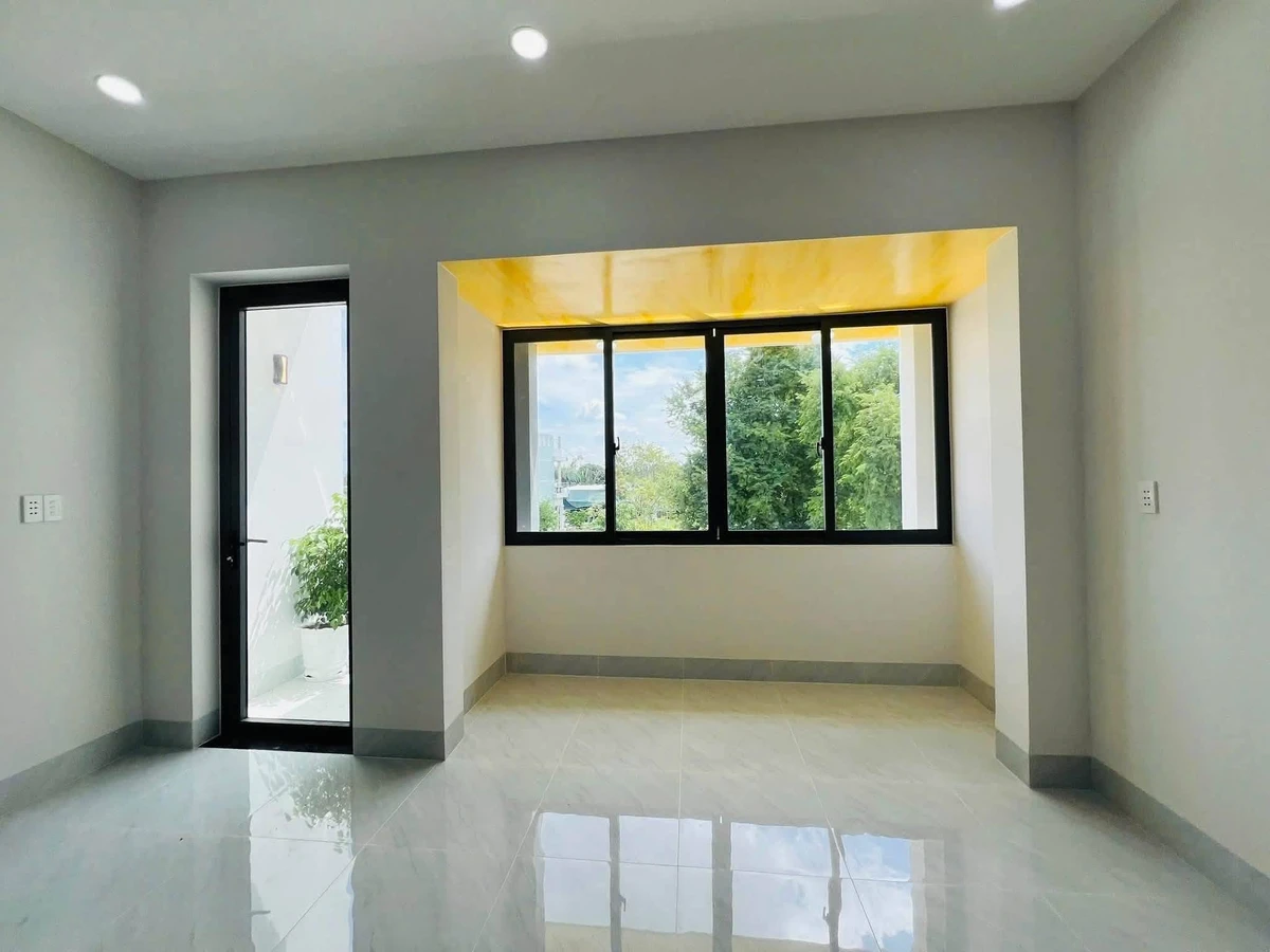 Bán nhà mới xây 1 trệt 1 lầu 100m2 KDC Đại Dương, gần AEON Tân An, giá 3,199 tỷ - Ảnh thu nhỏ 4