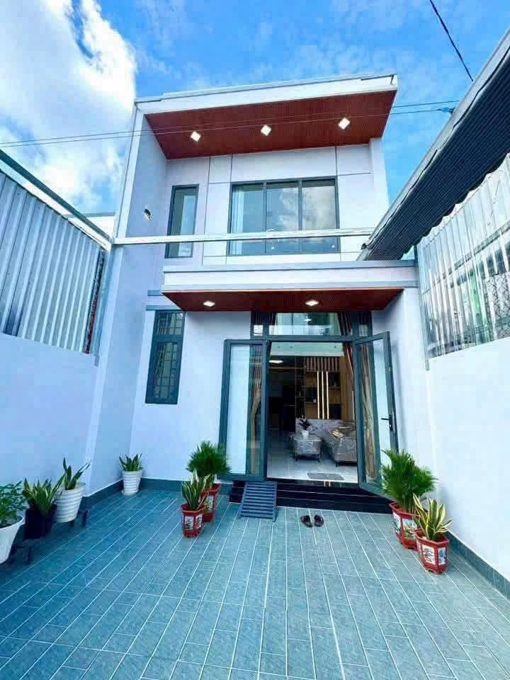 Bán nhà 1 trệt 1 lầu 101m² Phú Tân Bến Tre - Ảnh 1