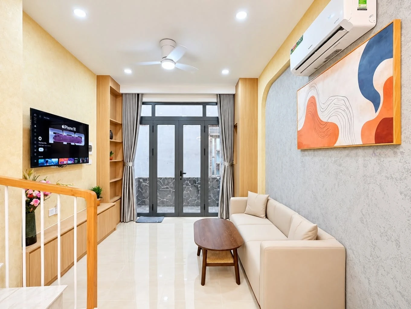 Bán nhà nguyên căn 1 trệt 1 lầu 2PN 24m² đường Ngô Tất Tố, Bình Thạnh - Ảnh 1