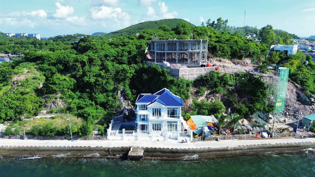 Biệt thự 3 tầng trực diện biển Nha Trang, 1.206m², 29,5 tỷ - Ảnh 1