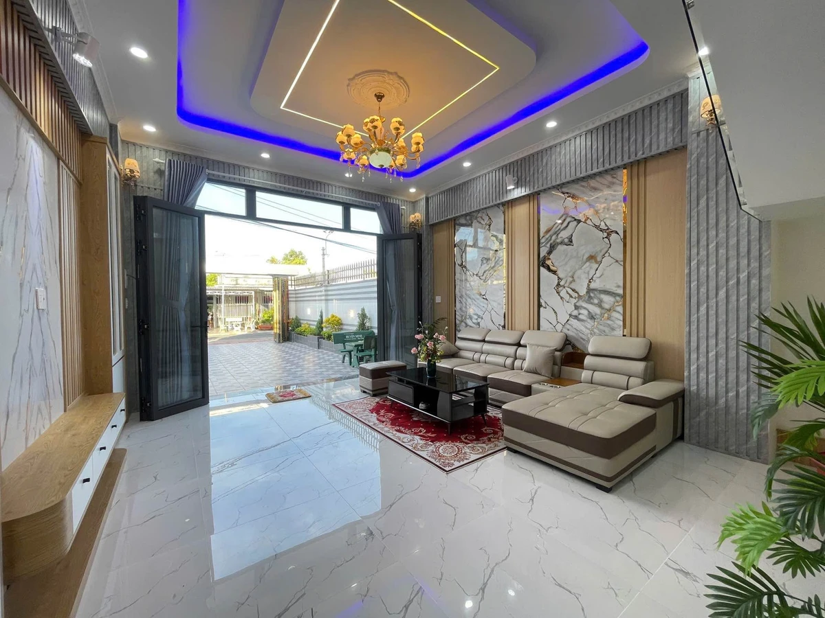 Bán nhà mặt tiền kinh doanh 140m² Bình Chánh 3 tỷ 499 triệu - Ảnh thu nhỏ 3