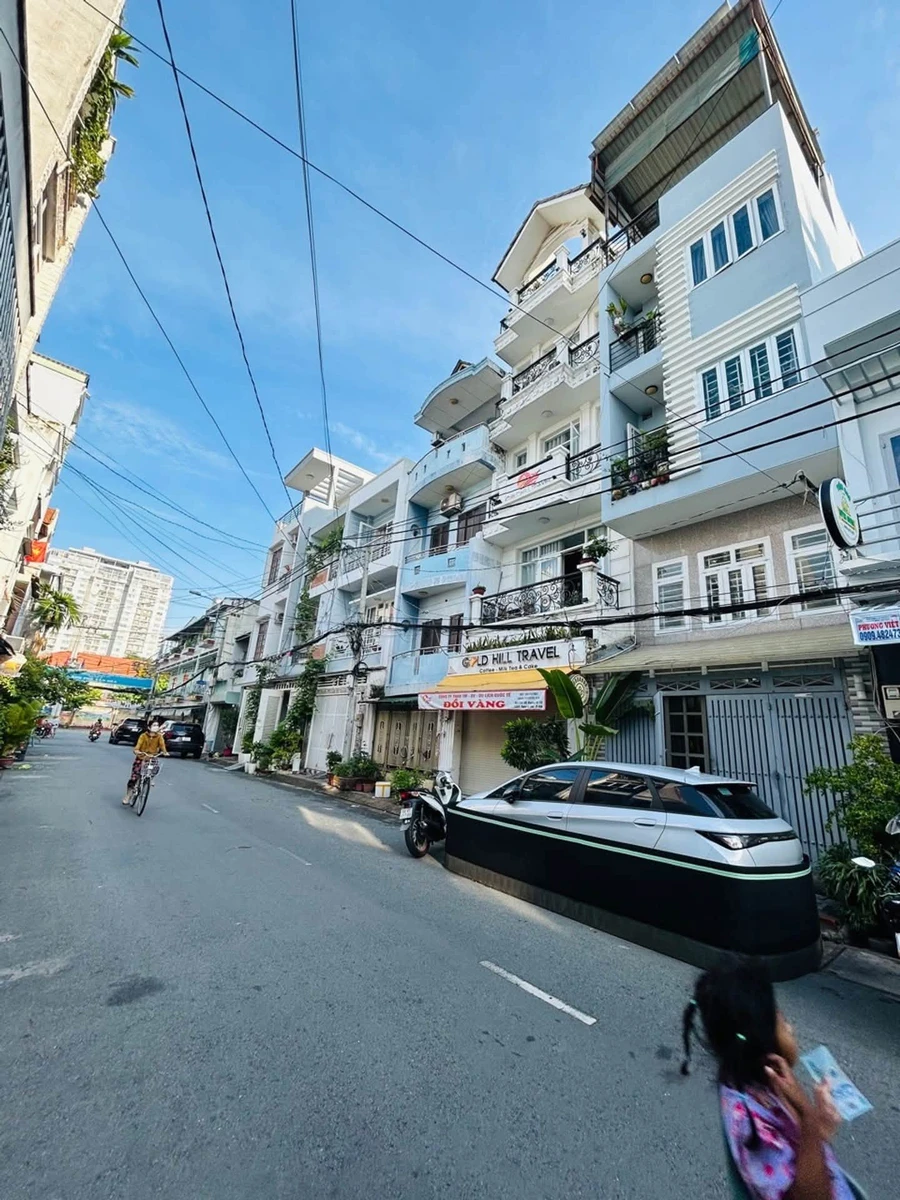 Bán nhà mặt tiền đường số 15, Tân Thuận Tây, Quận 7, 50m², giá 11,3 tỷ - Ảnh thu nhỏ 2